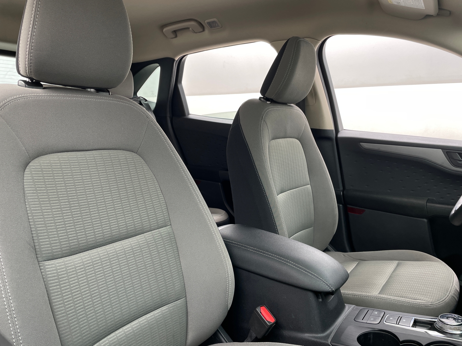 Thumbnail: 2020 Ford Escape - 2