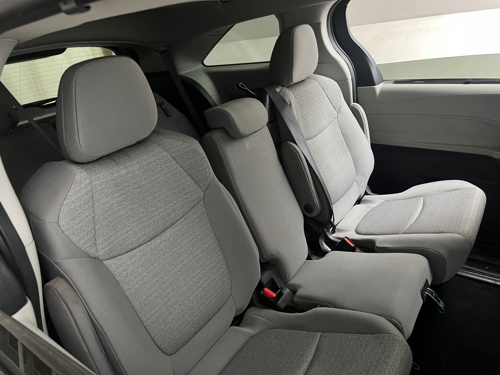 Thumbnail: 2021 Toyota Sienna - 6
