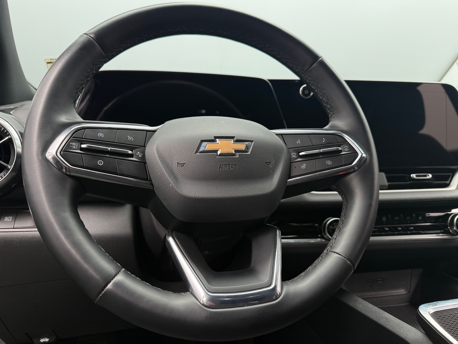 Thumbnail: 2025 Chevrolet Equinox - 5