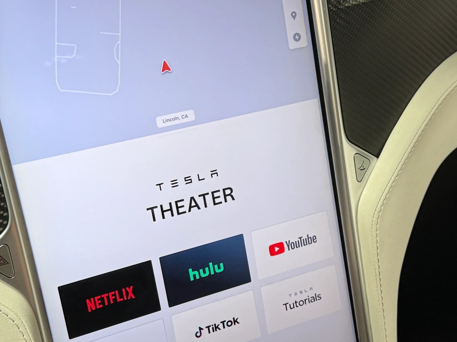 Thumbnail: 2018 Tesla Model X - 3