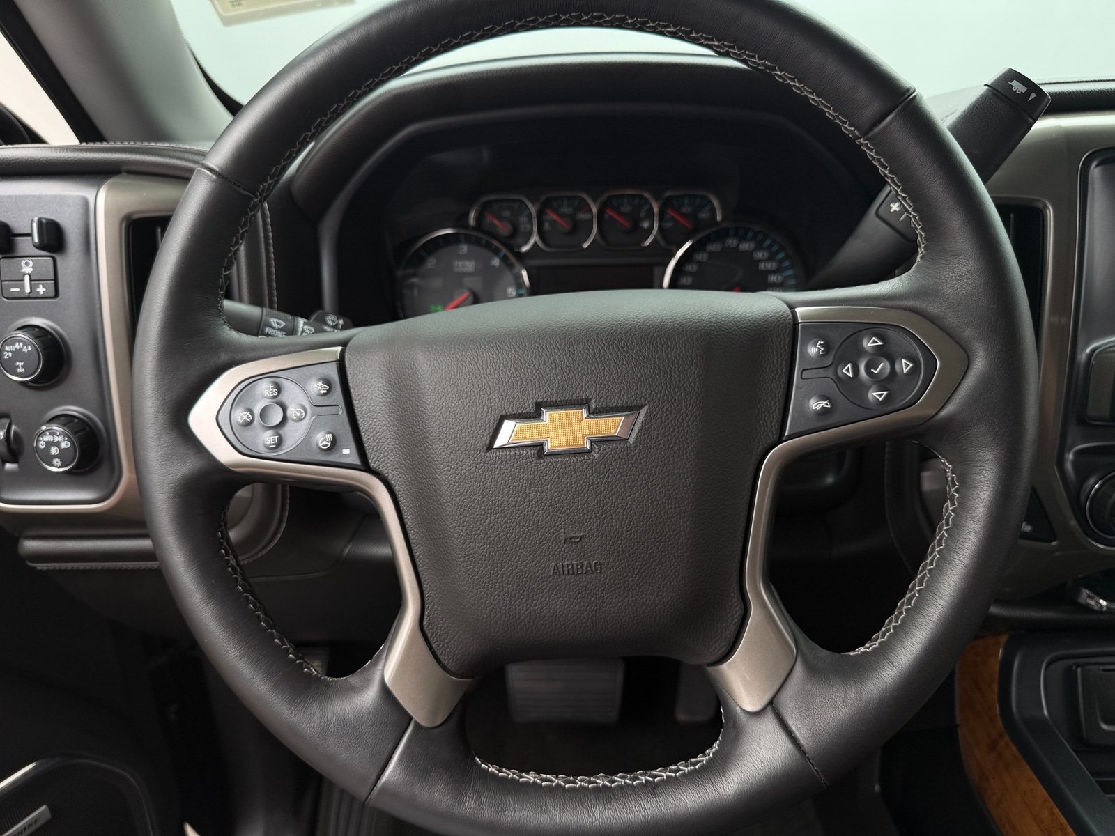 Thumbnail: 2018 Chevrolet Silverado 1500 - 4