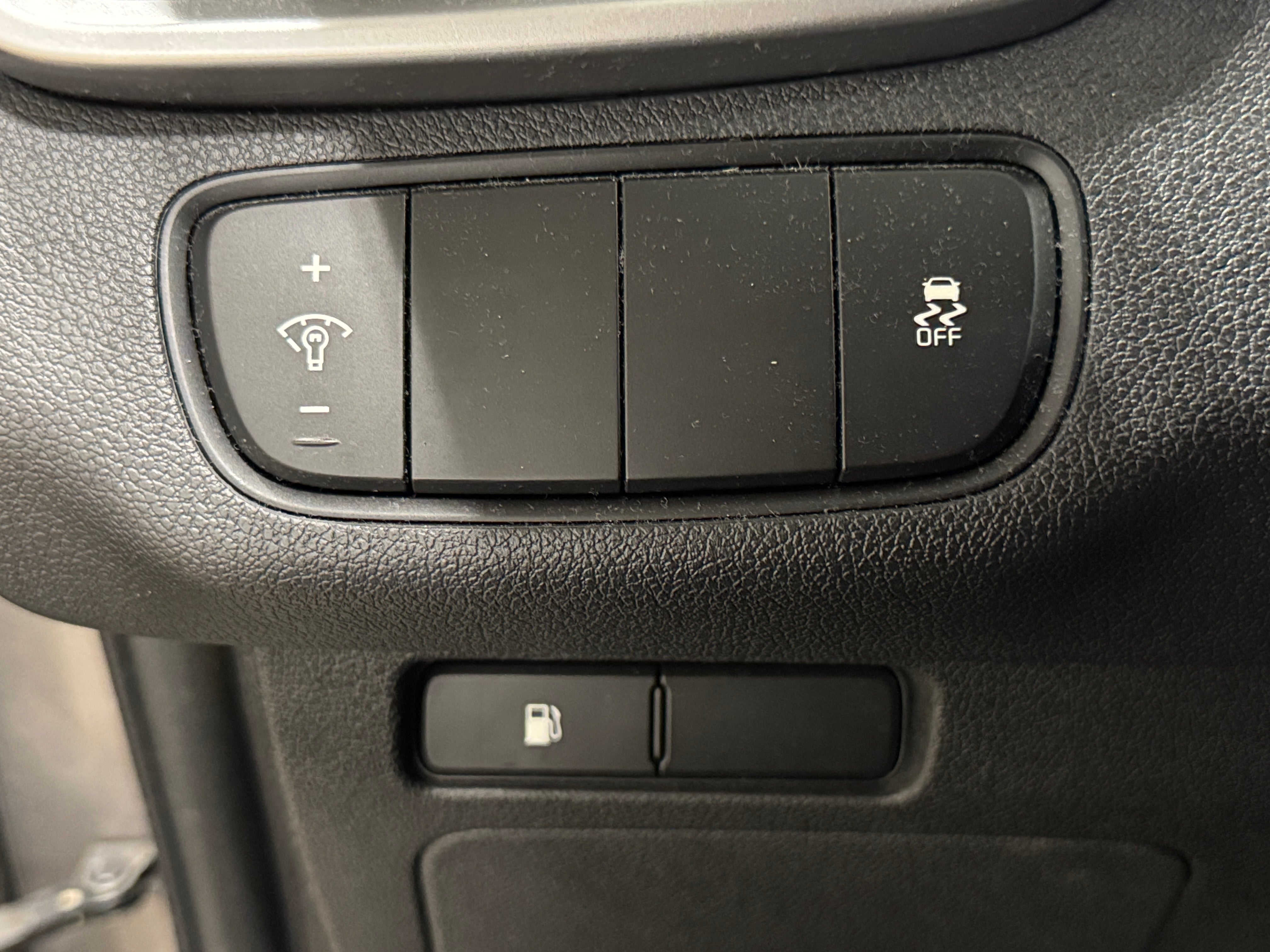 Used 2016 Kia Sorento LX with VIN 5XYPGDA37GG111014 for sale in Auburn, WA