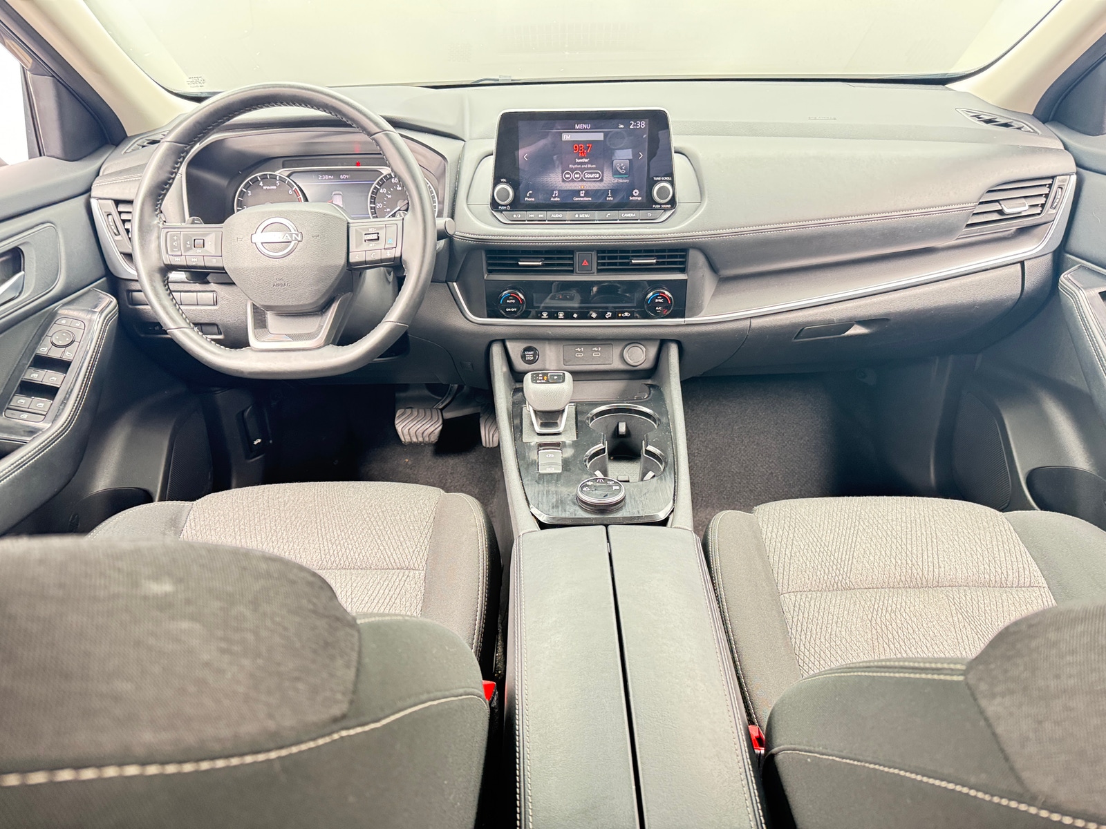 Thumbnail: 2025 Nissan Rogue - 3