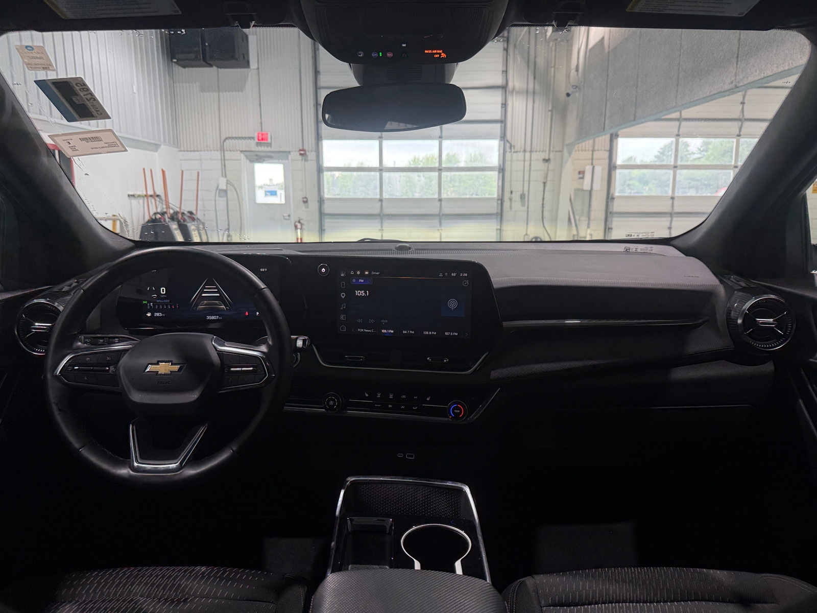 Thumbnail: 2025 Chevrolet Equinox - 3