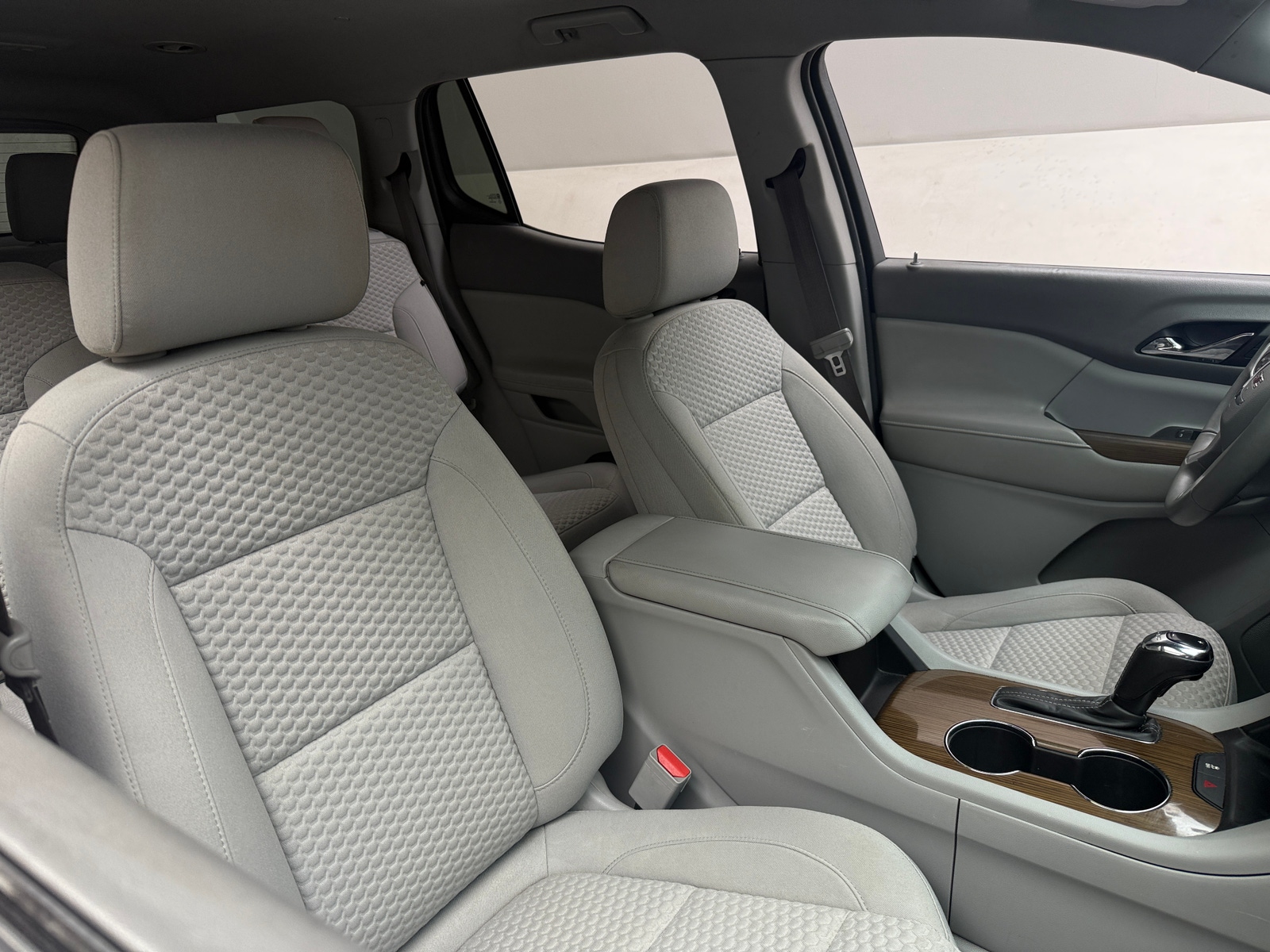 Thumbnail: 2018 GMC Acadia - 2