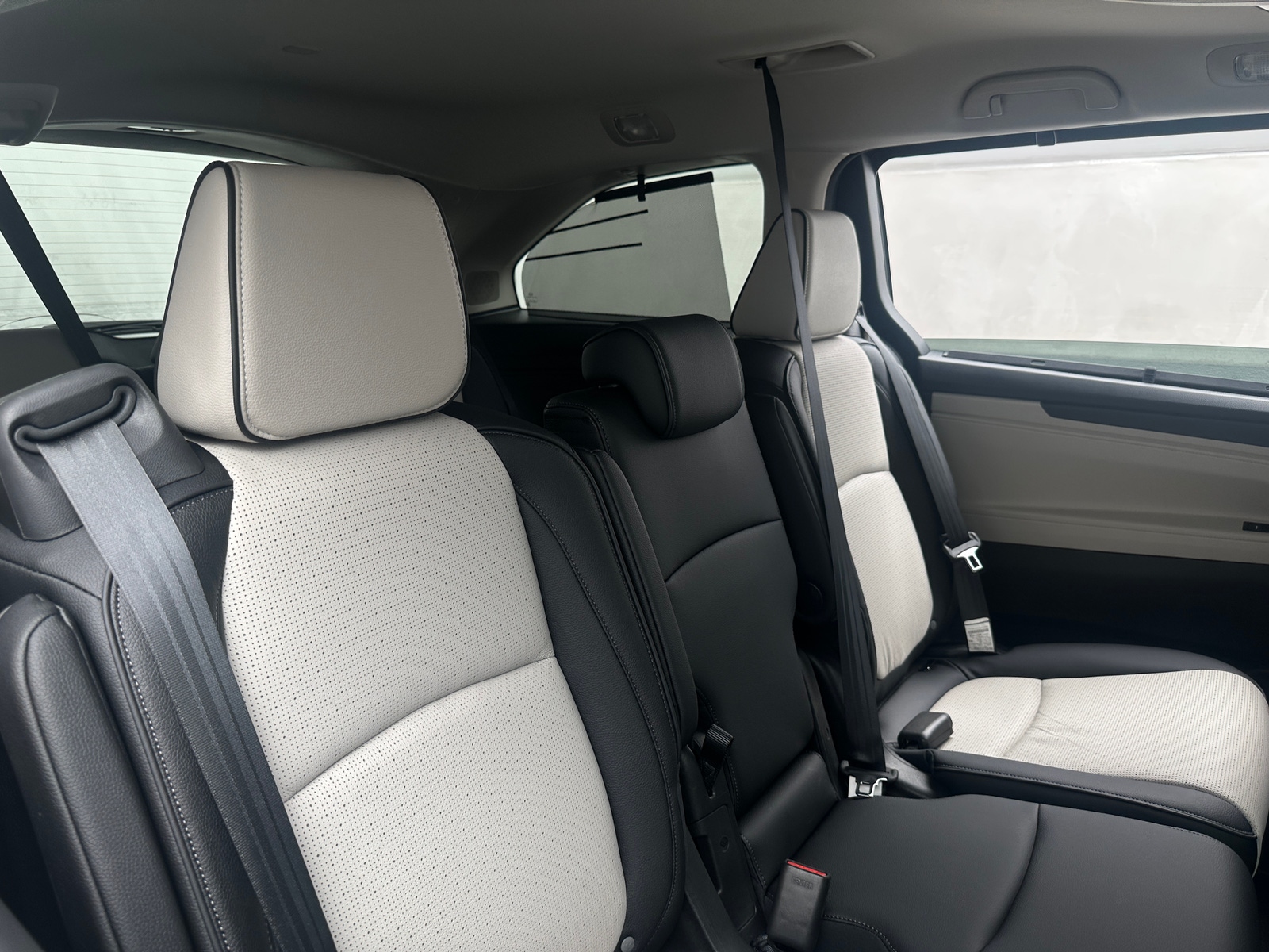 Thumbnail: 2026 Honda Odyssey - 5