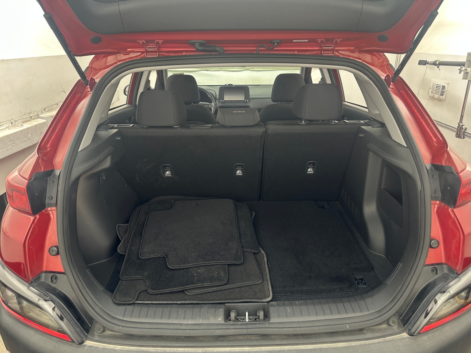 Thumbnail: 2023 Hyundai Kona - 7