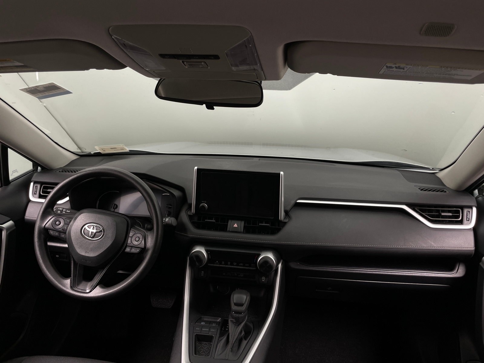 Thumbnail: 2025 Toyota RAV4 - 3