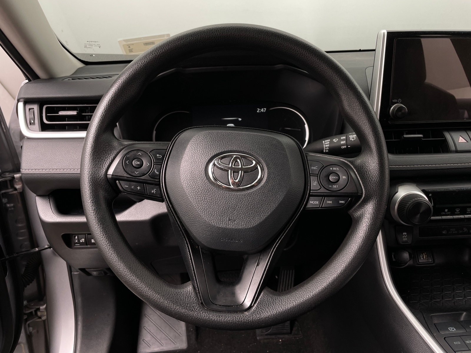 Thumbnail: 2025 Toyota RAV4 - 5