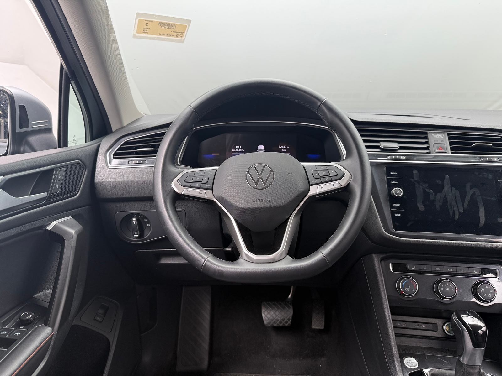 Thumbnail: 2024 Volkswagen Tiguan - 5