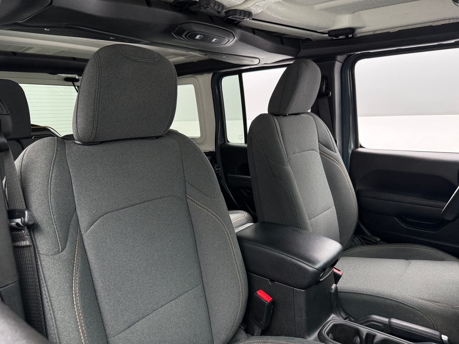 Thumbnail: 2025 Jeep Wrangler - 2