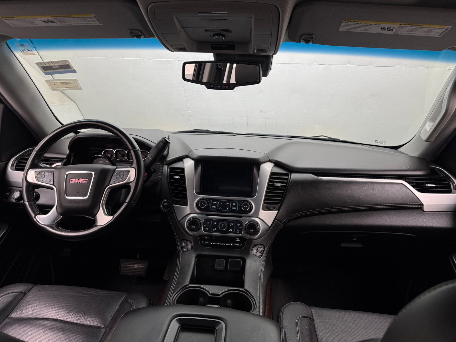 Thumbnail: 2019 GMC Yukon XL - 2