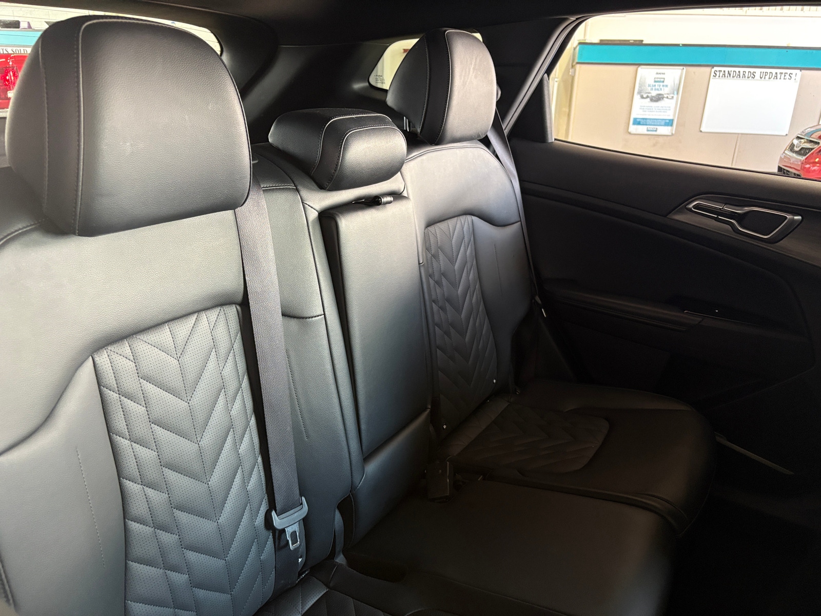 Thumbnail: 2023 Kia Sportage - 5