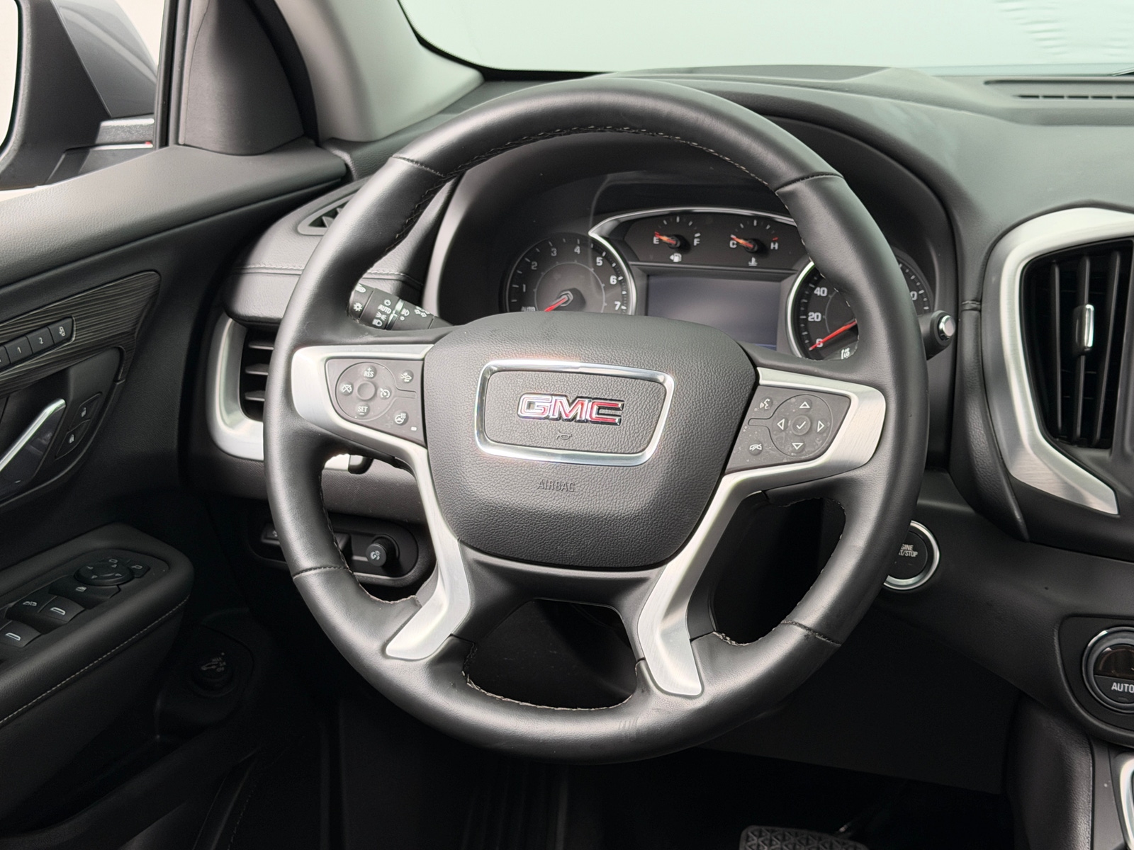 Thumbnail: 2024 GMC Terrain - 4
