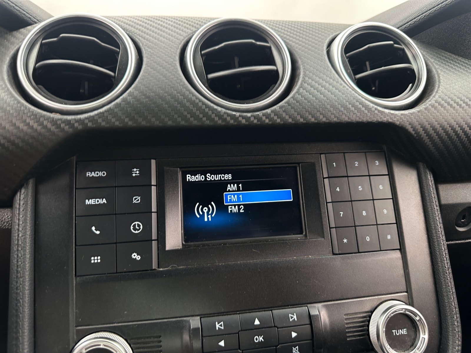 Thumbnail: 2019 Ford Mustang - 3