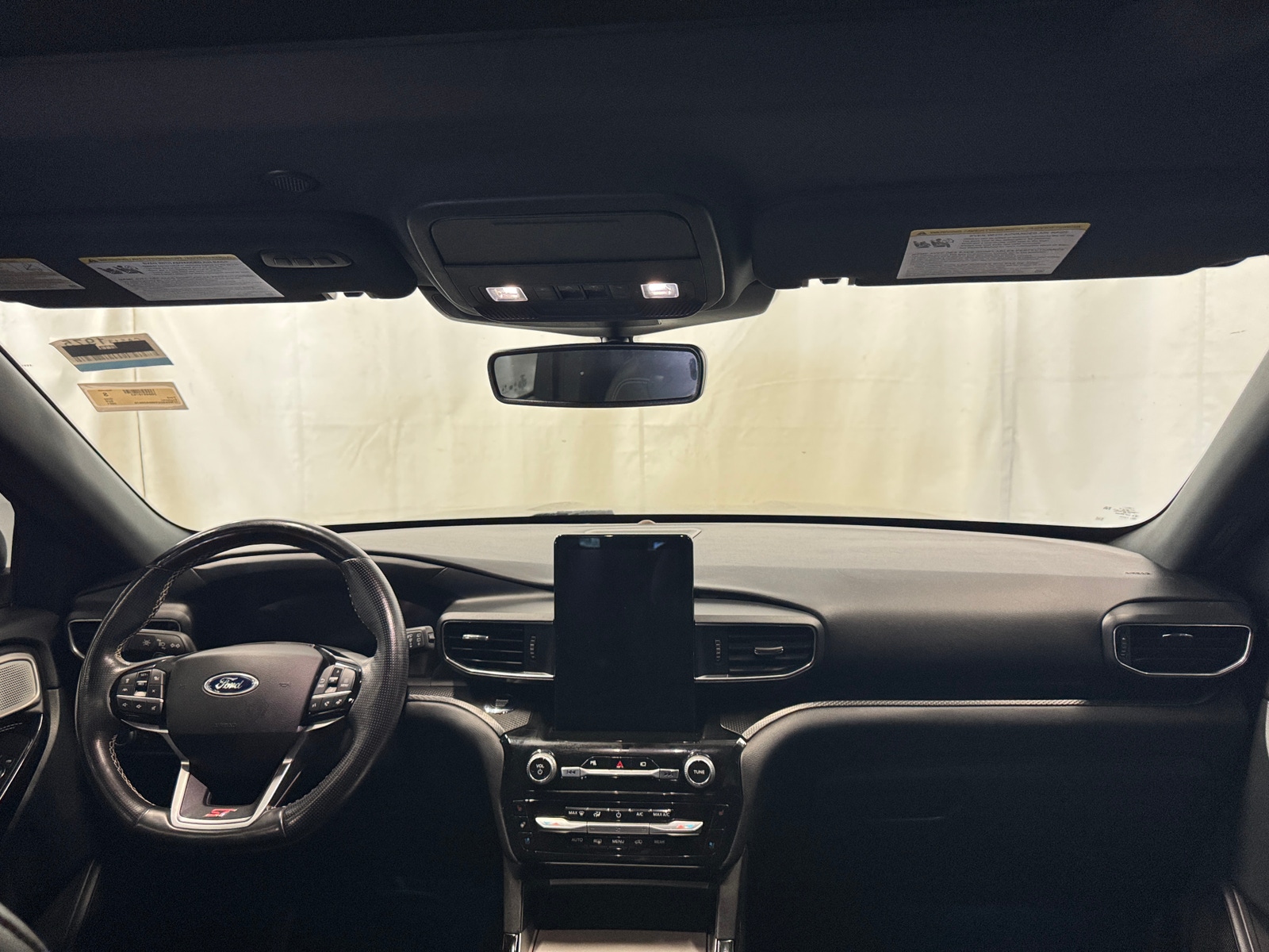 Thumbnail: 2021 Ford Explorer - 3