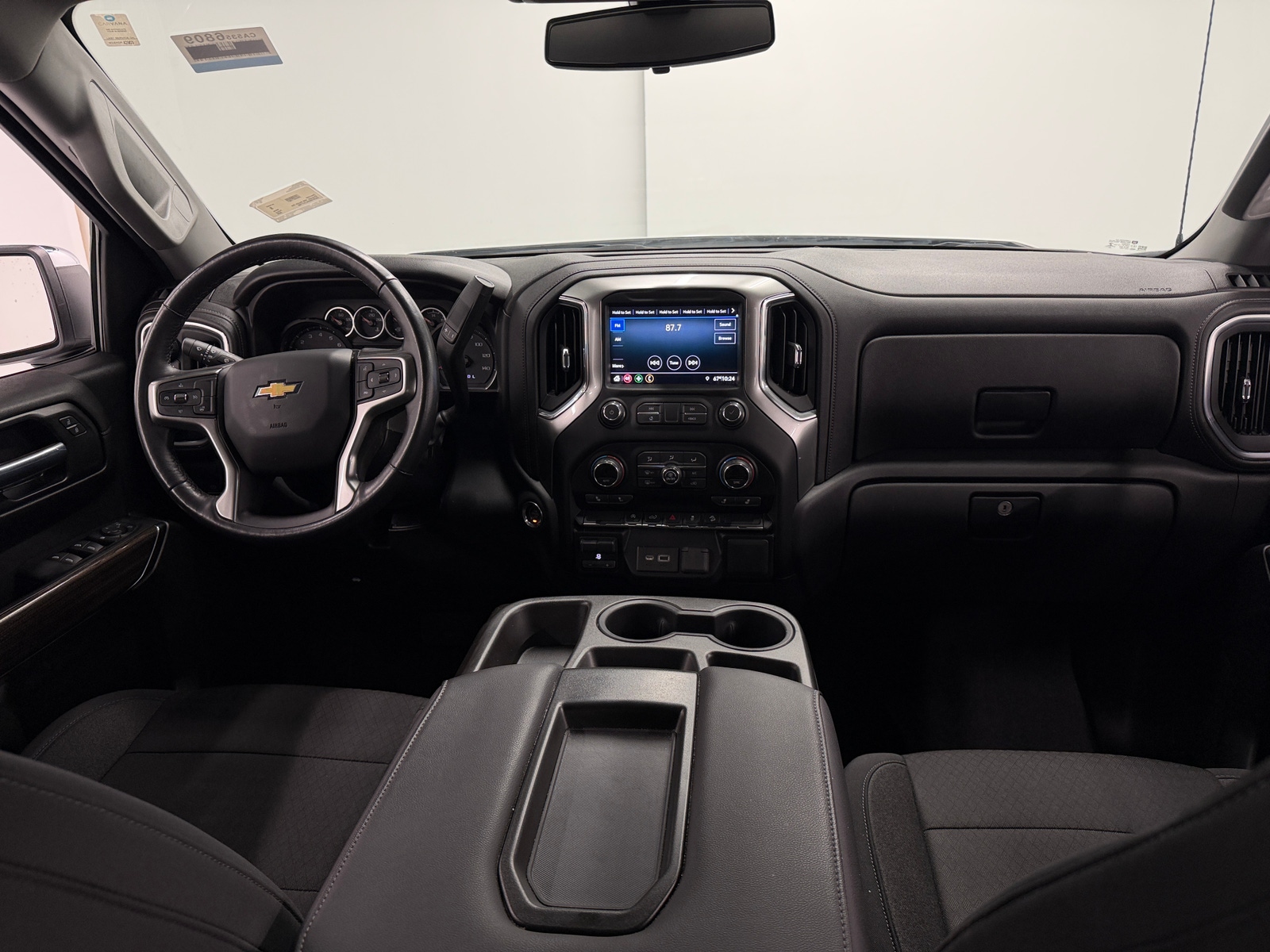 Thumbnail: 2020 Chevrolet Silverado 1500 - 3