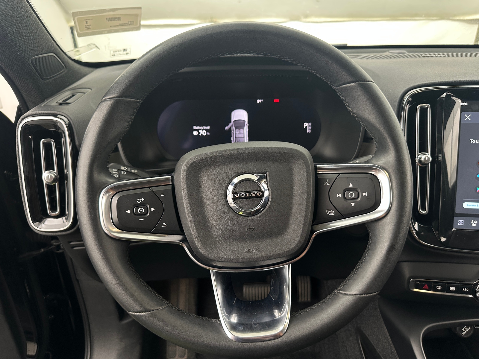 Thumbnail: 2023 Volvo C40 - 5