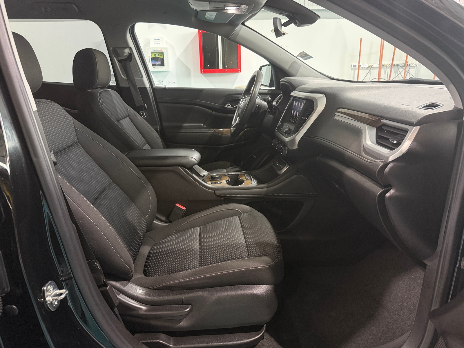 Thumbnail: 2022 GMC Acadia - 2