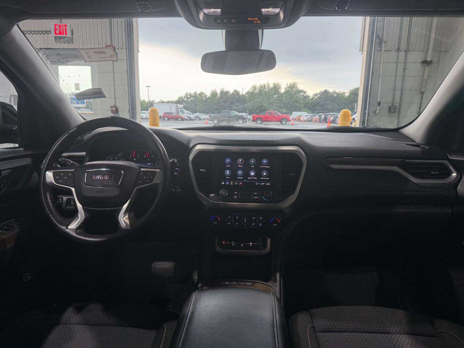 Thumbnail: 2022 GMC Acadia - 3