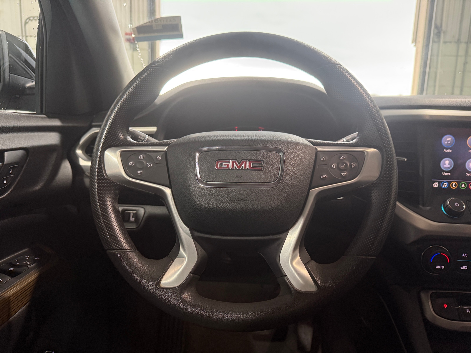 Thumbnail: 2022 GMC Acadia - 5