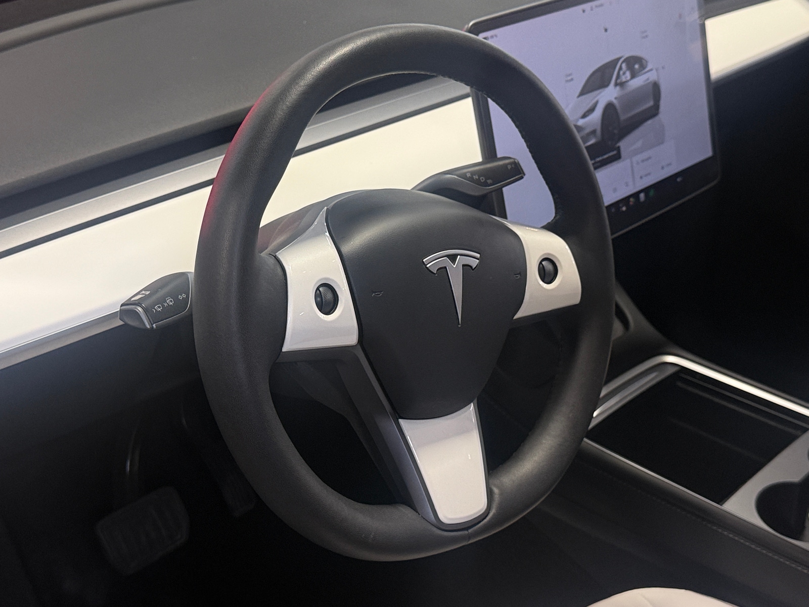 Thumbnail: 2023 Tesla Model Y - 4