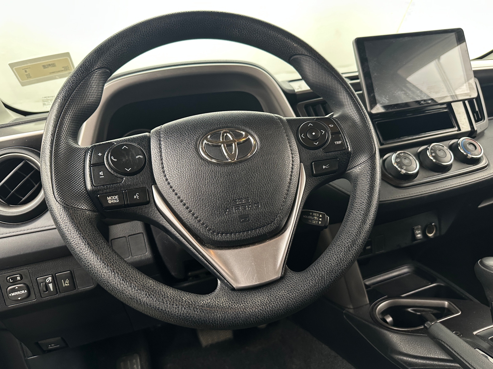 Thumbnail: 2018 Toyota RAV4 - 5