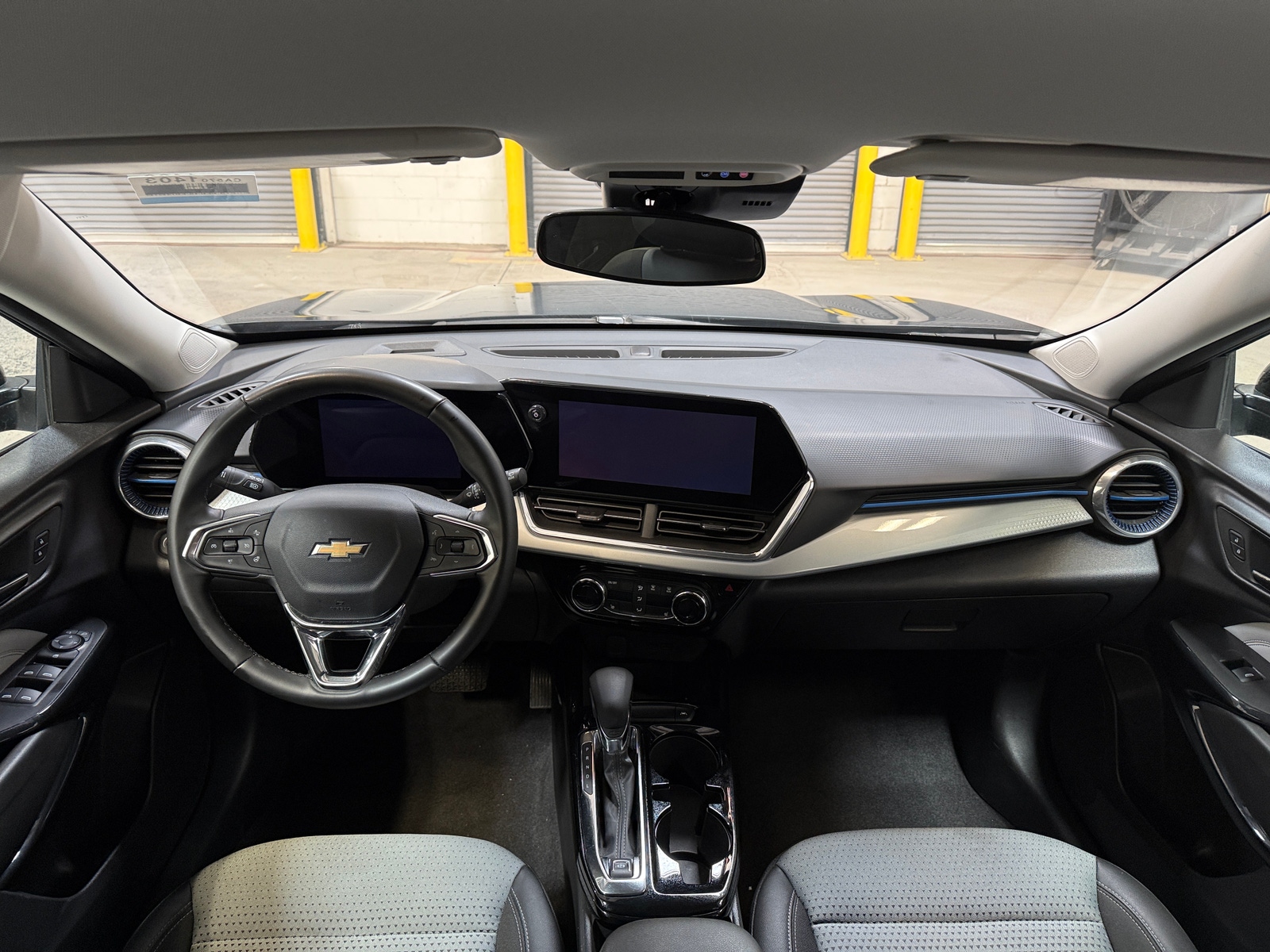 Thumbnail: 2025 Chevrolet Trax - 3