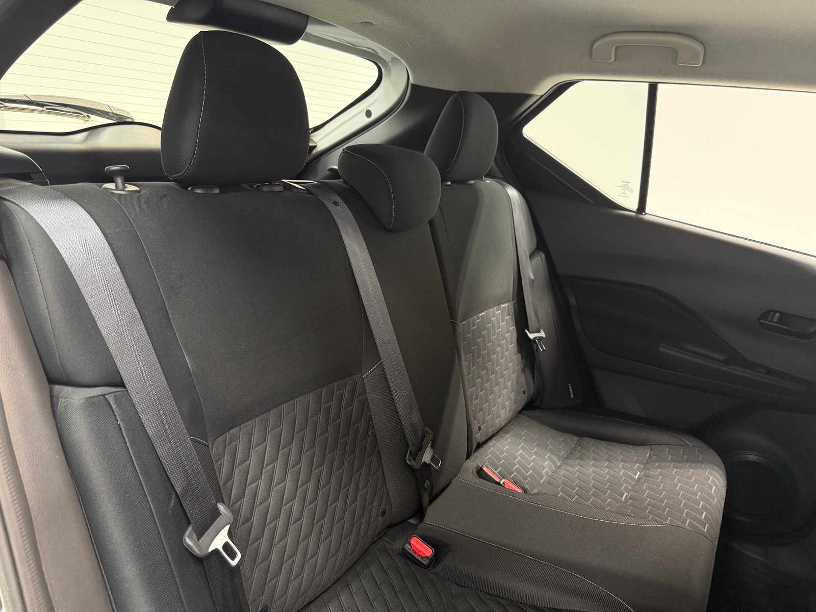 Thumbnail: 2021 Nissan Kicks - 6