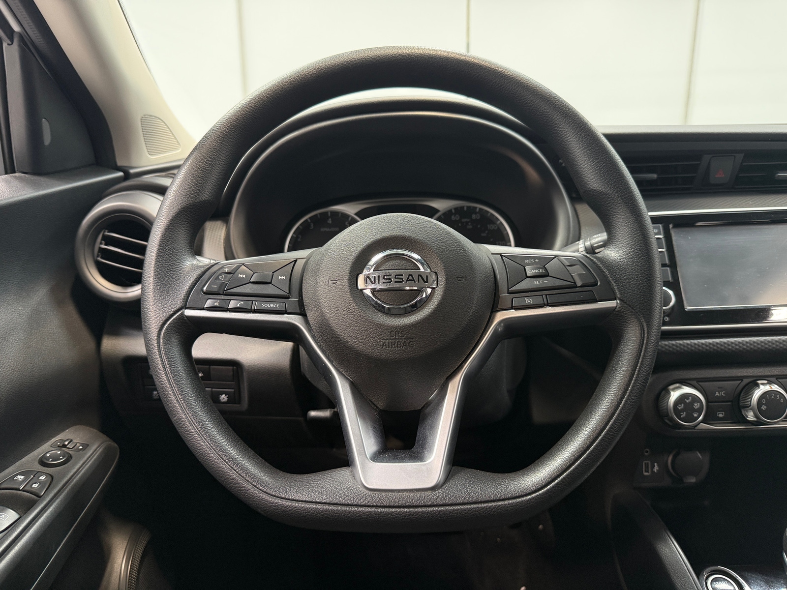 Thumbnail: 2021 Nissan Kicks - 5