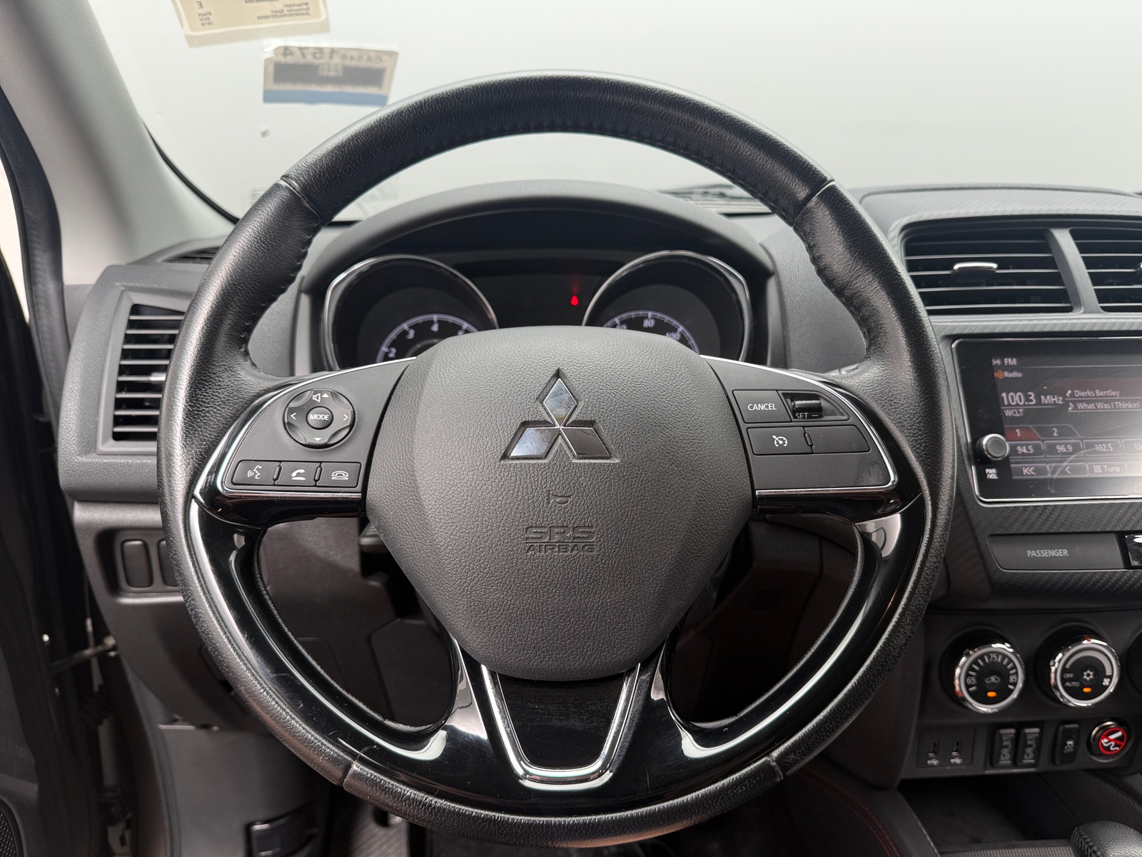 Thumbnail: 2018 Mitsubishi Outlander Sport - 5