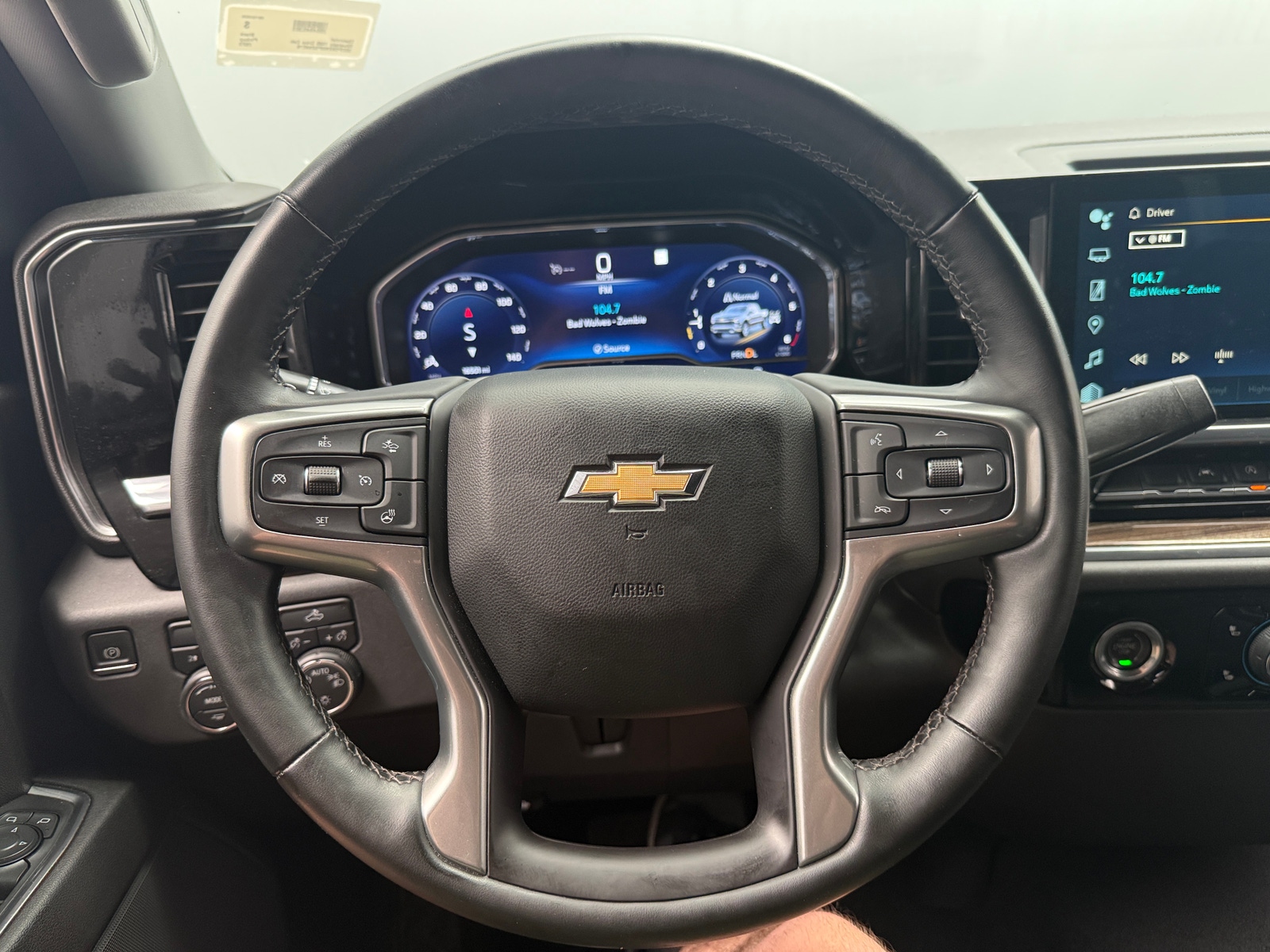 Thumbnail: 2023 Chevrolet Silverado 1500 - 5