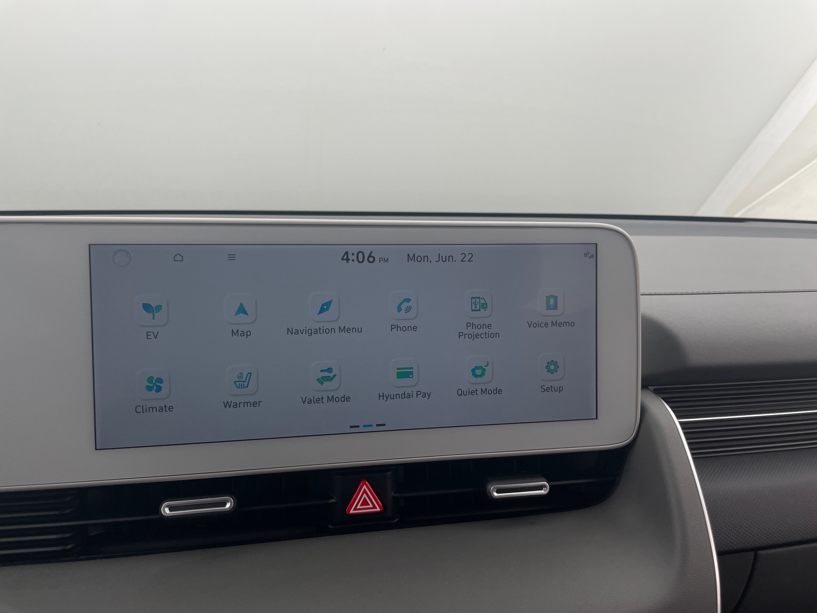 Thumbnail: 2024 Hyundai Ioniq 5 - 4