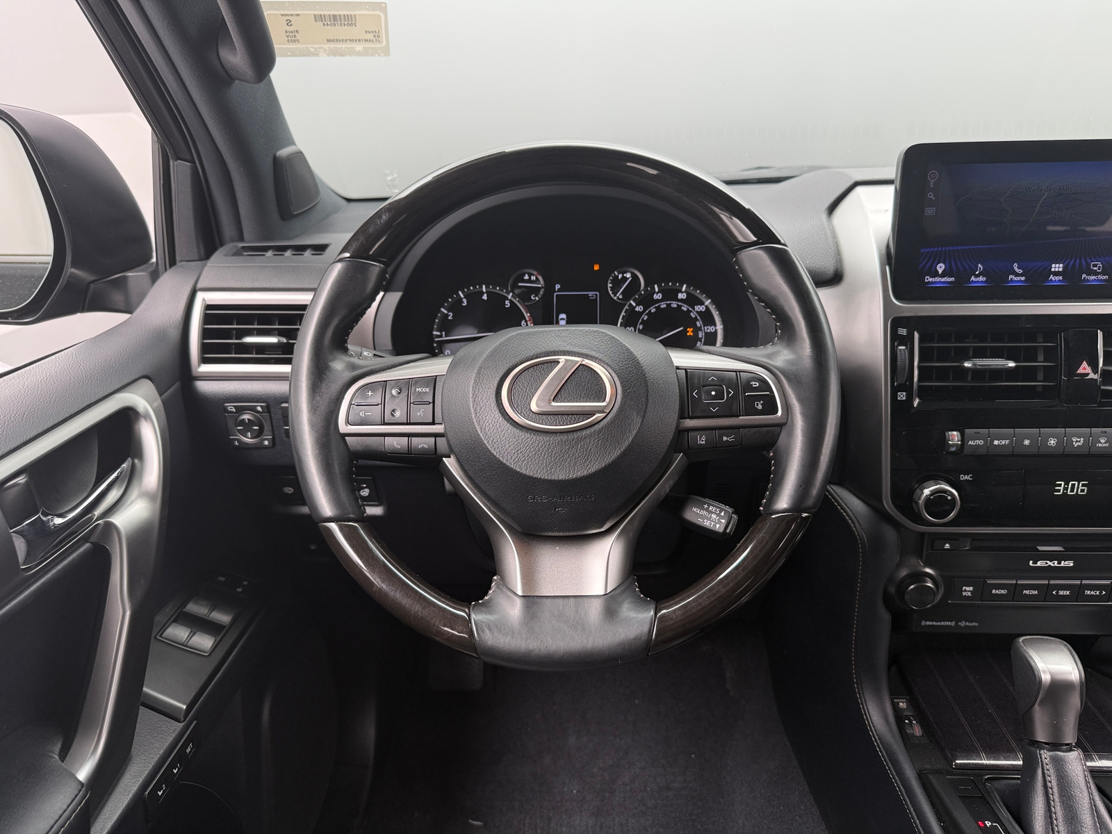 Thumbnail: 2023 Lexus GX - 4