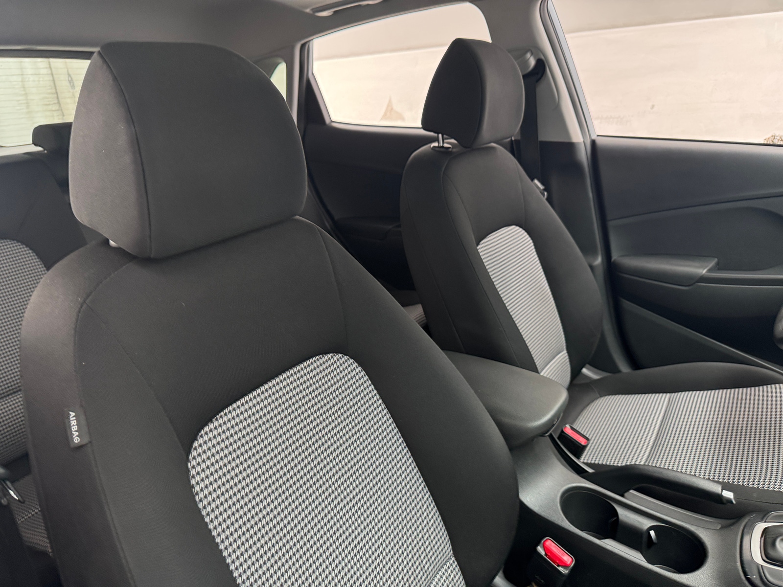 Thumbnail: 2021 Hyundai Kona - 2