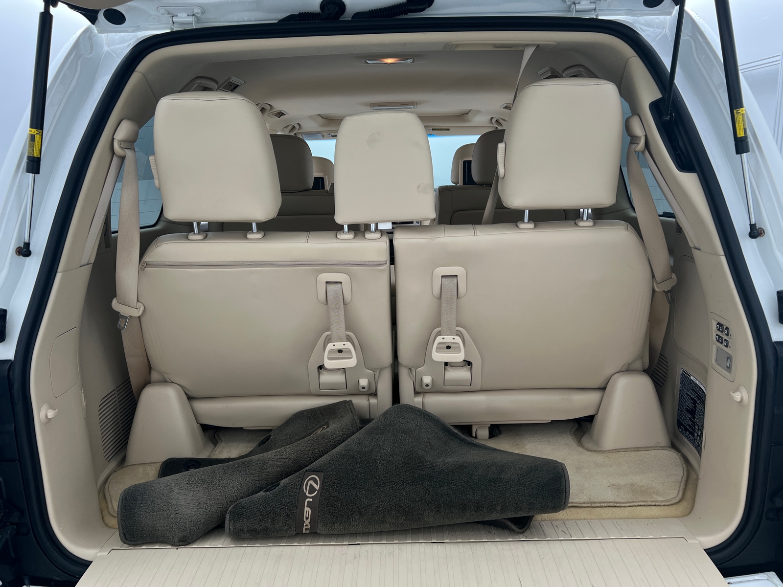 Thumbnail: 2013 Lexus LX - 6