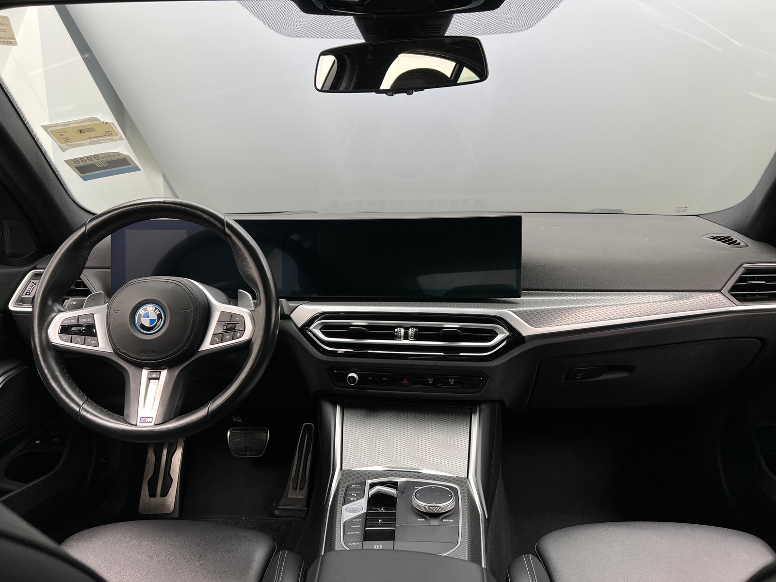 Thumbnail: 2023 BMW 3 Series - 2