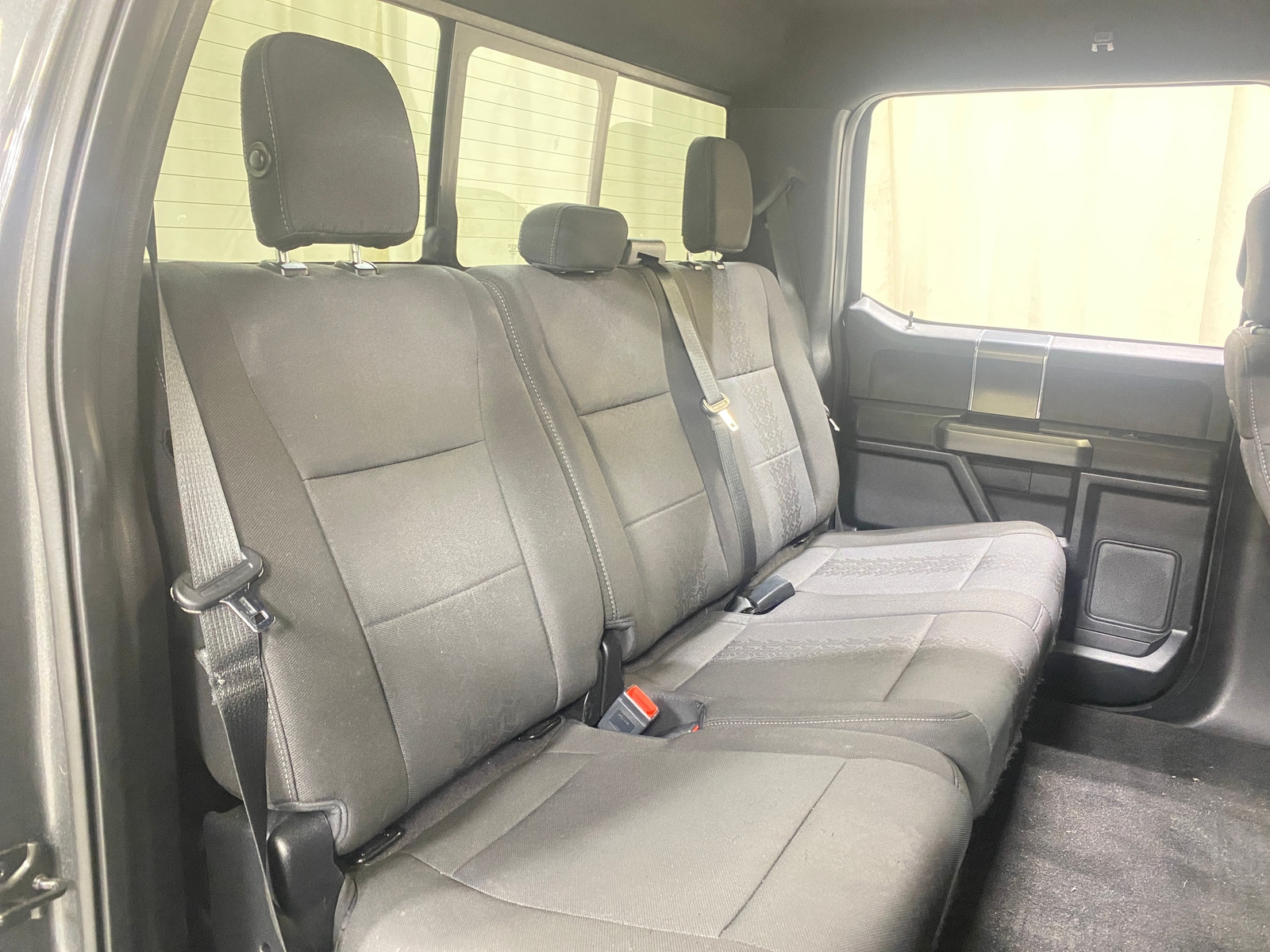 Thumbnail: 2019 Ford Econoline - 6