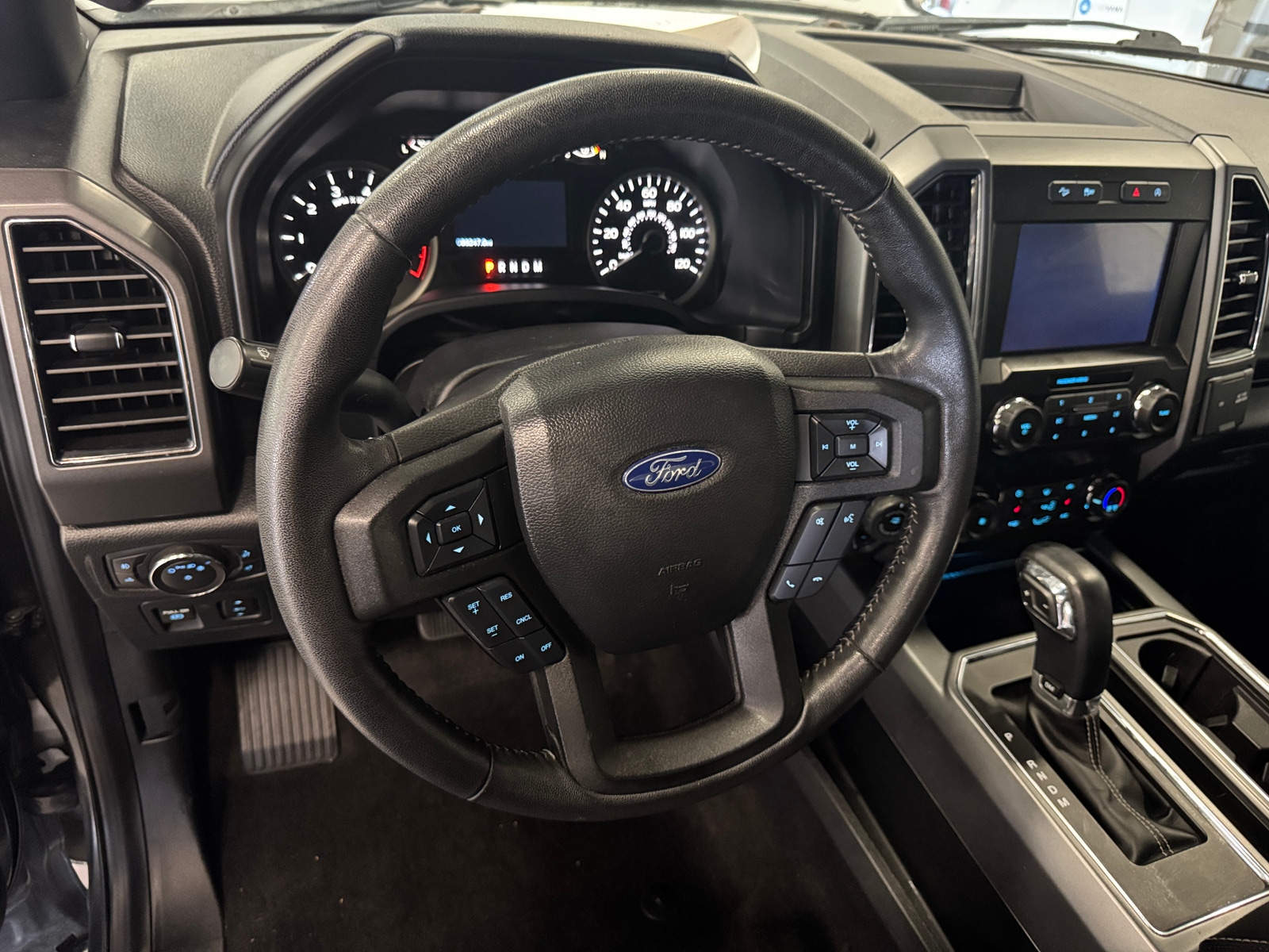 Thumbnail: 2019 Ford Econoline - 5