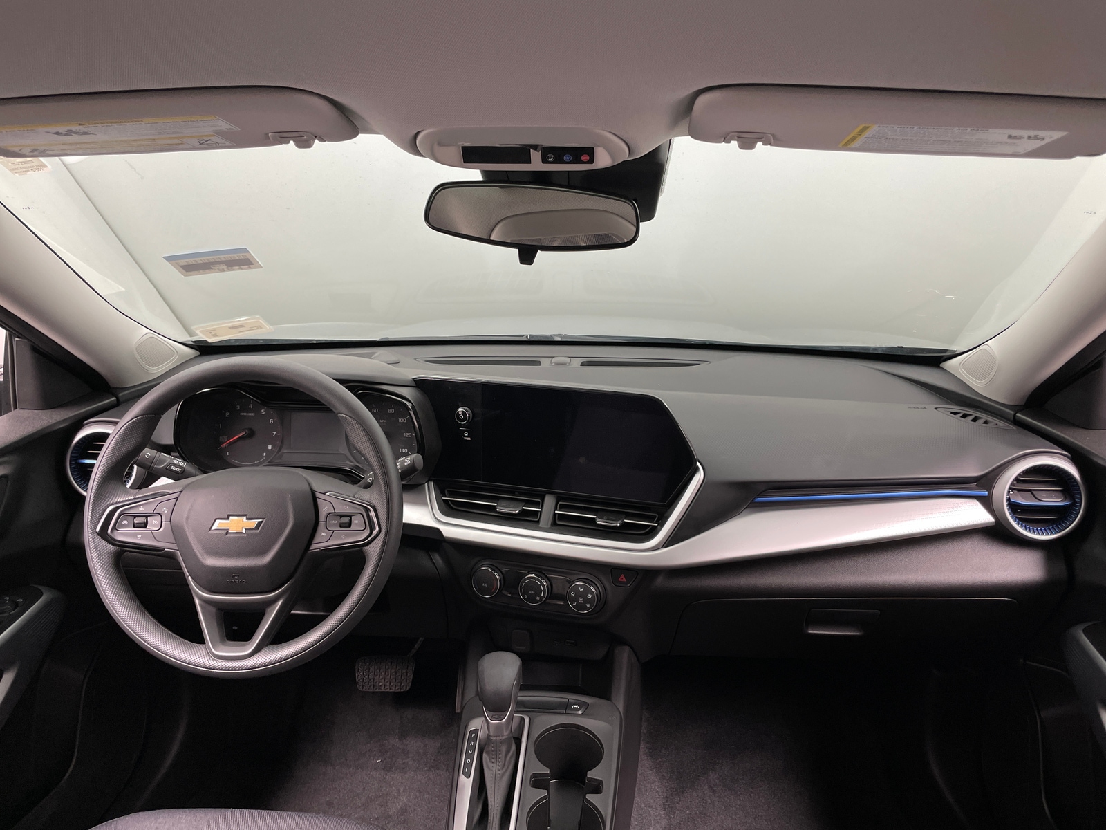 Thumbnail: 2024 Chevrolet Trax - 3
