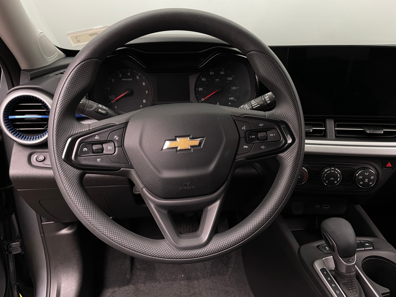 Thumbnail: 2024 Chevrolet Trax - 5