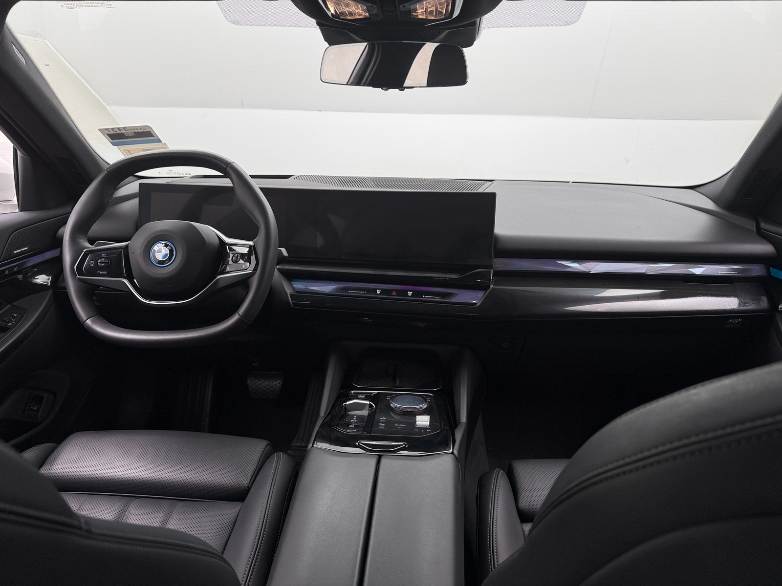 Thumbnail: 2024 BMW i5 - 2