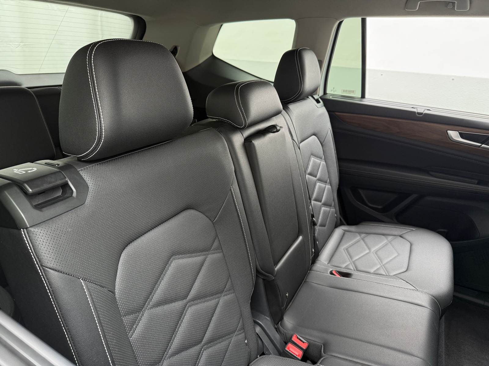 Thumbnail: 2025 Volkswagen Atlas - 5