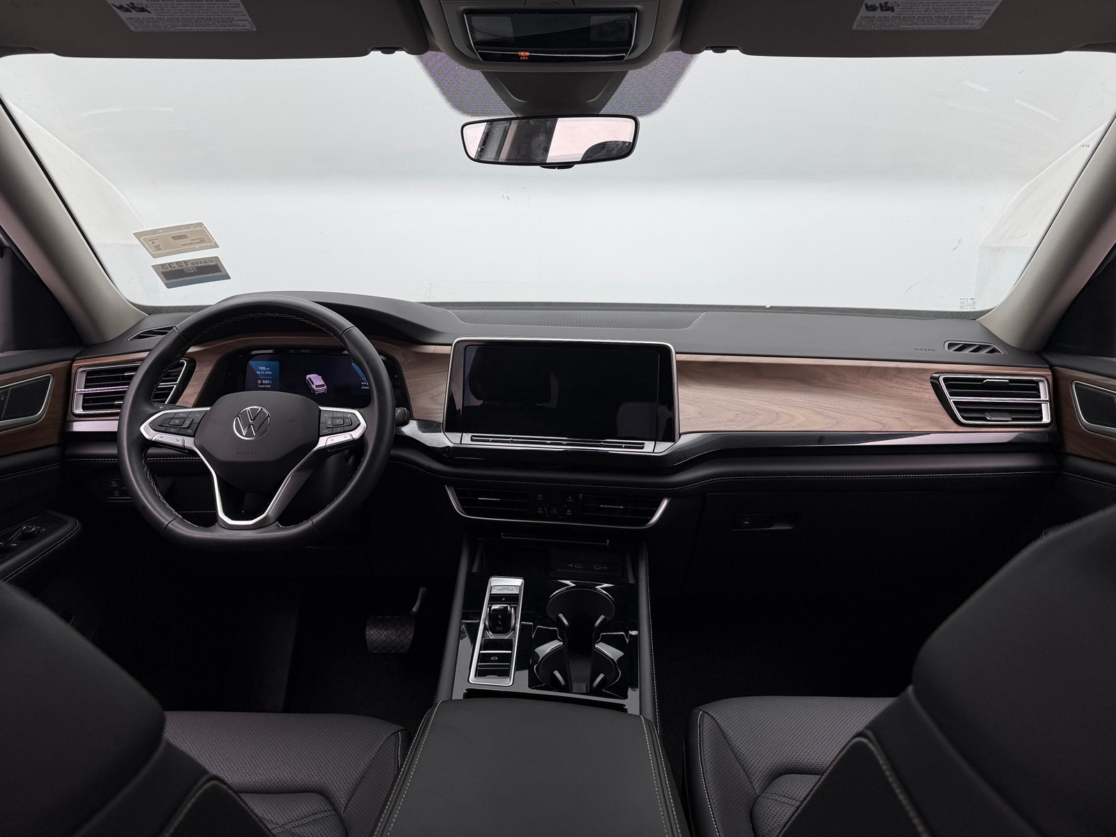 Thumbnail: 2025 Volkswagen Atlas - 2
