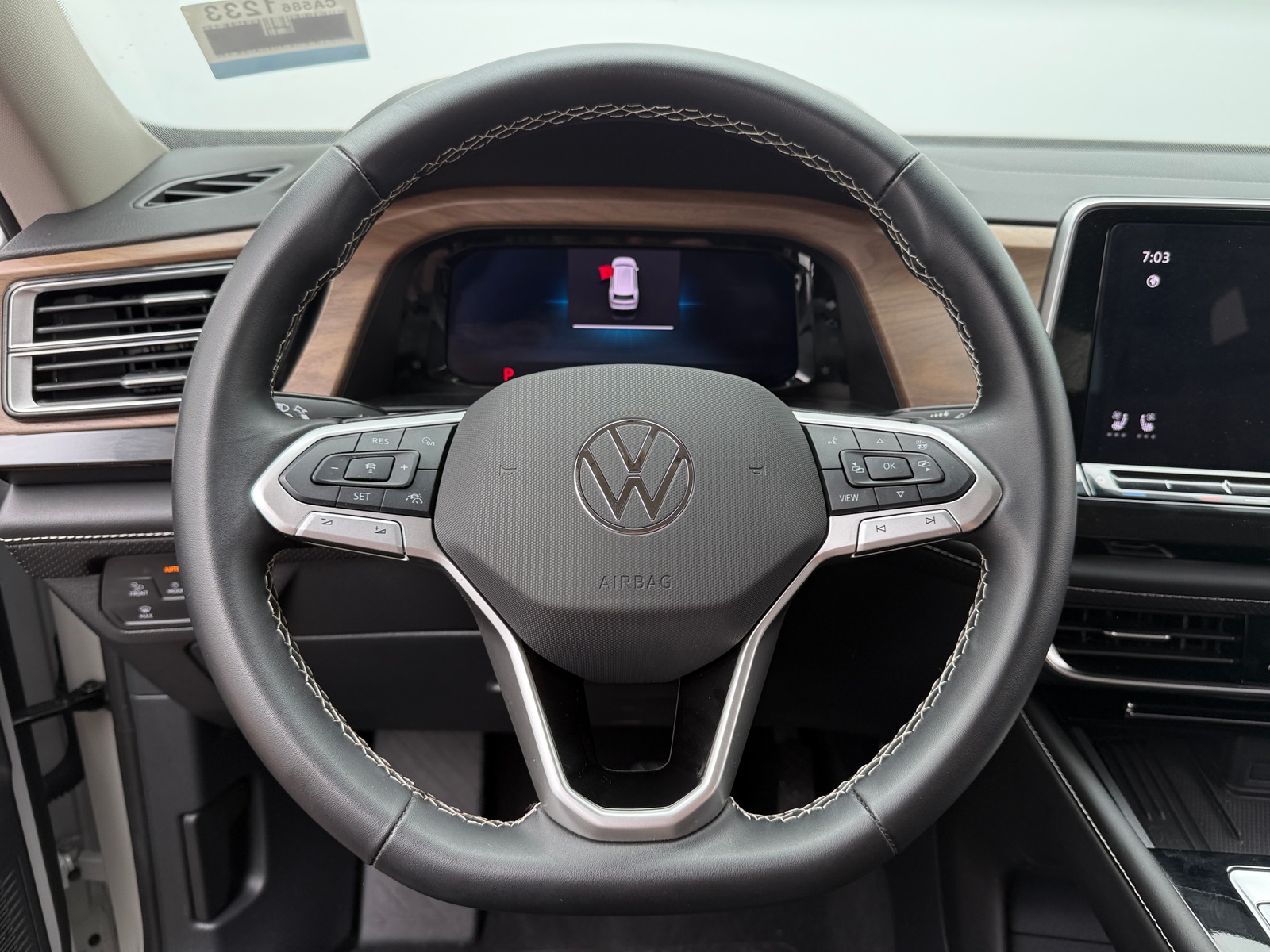 Thumbnail: 2025 Volkswagen Atlas - 4