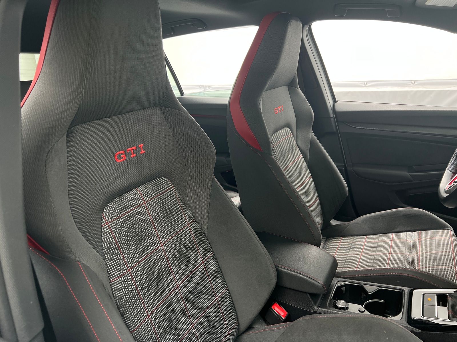 Thumbnail: 2024 Volkswagen Golf - 2
