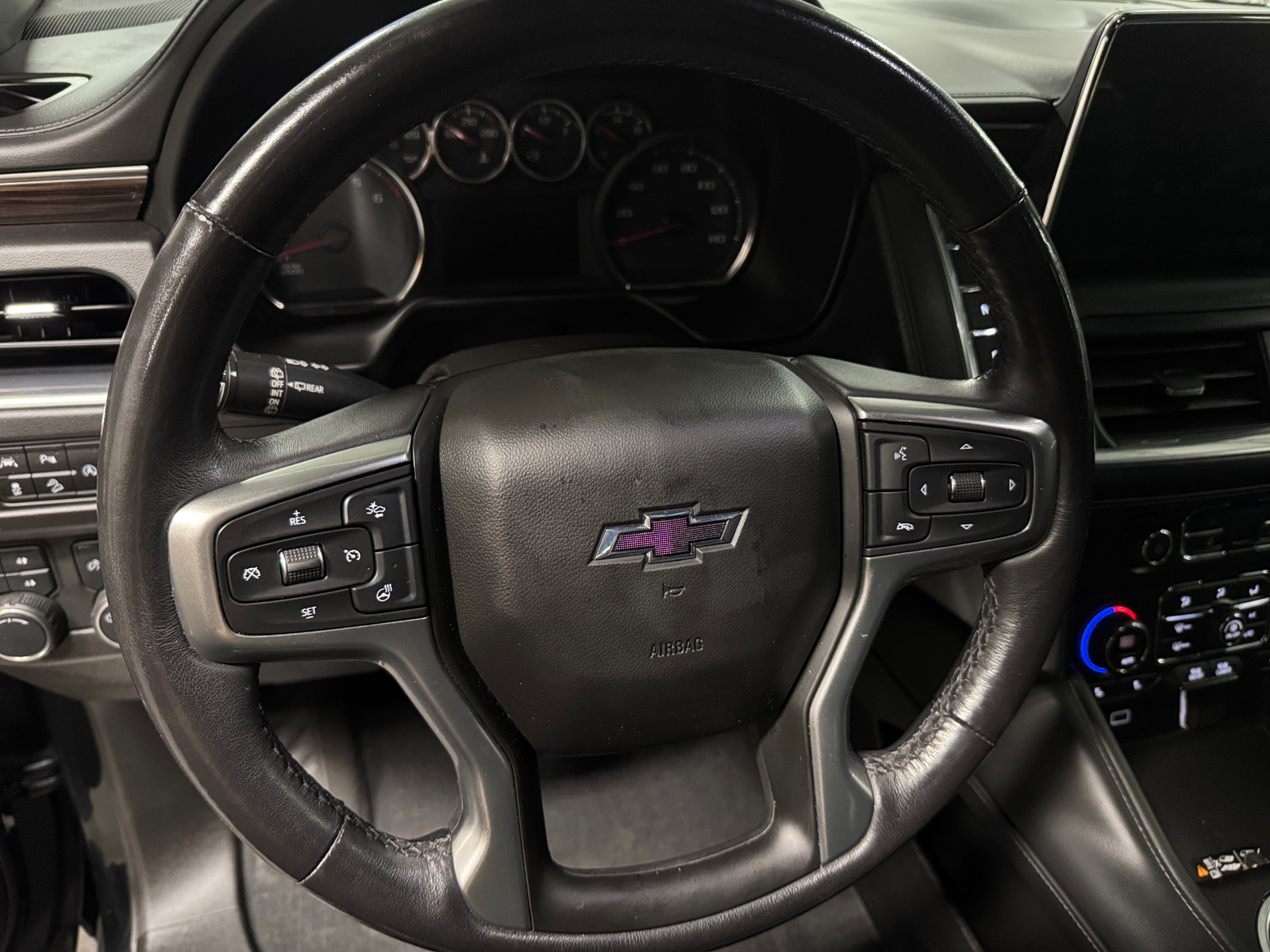 Thumbnail: 2021 Chevrolet Tahoe - 4