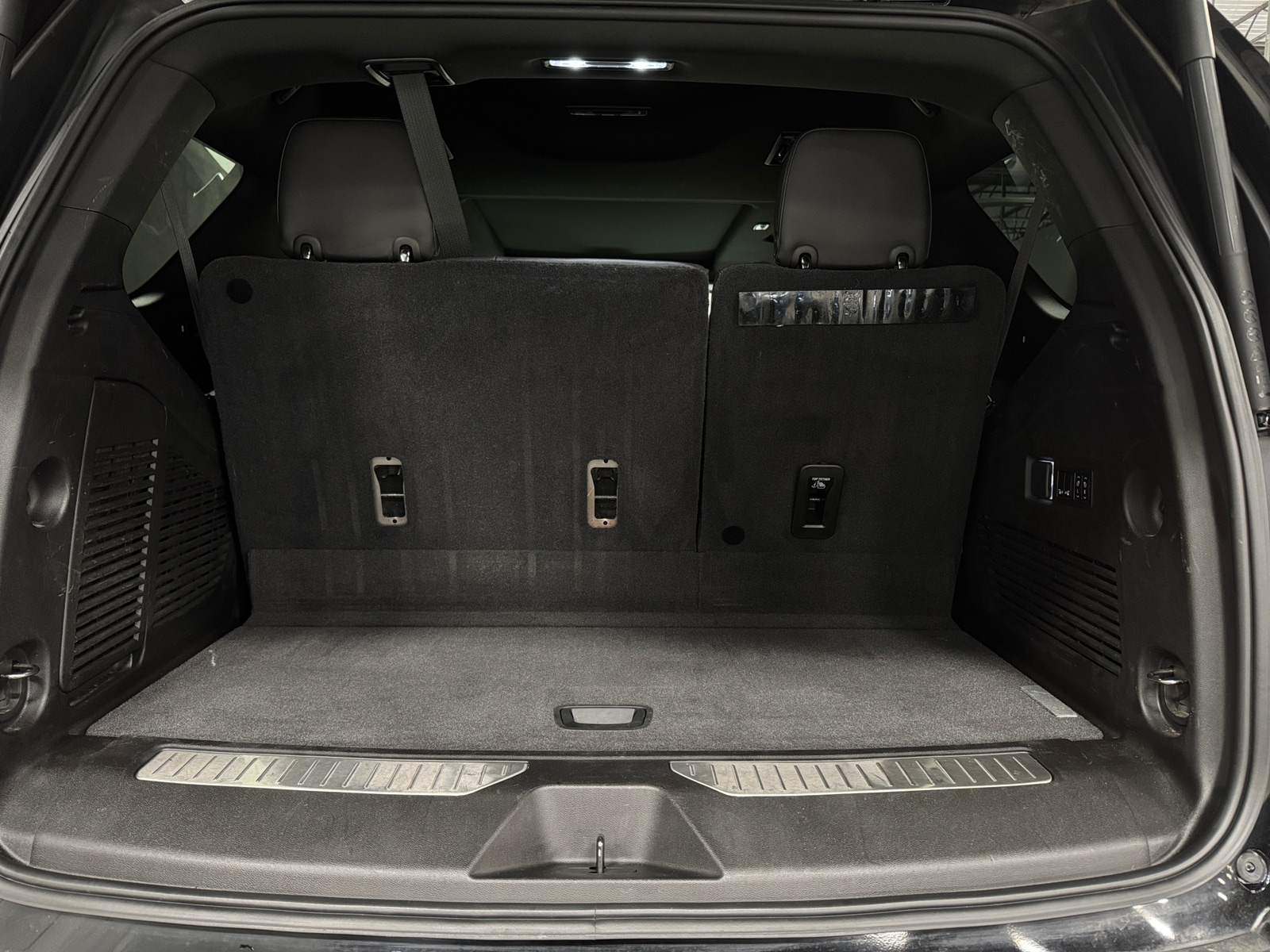Thumbnail: 2021 Chevrolet Tahoe - 6