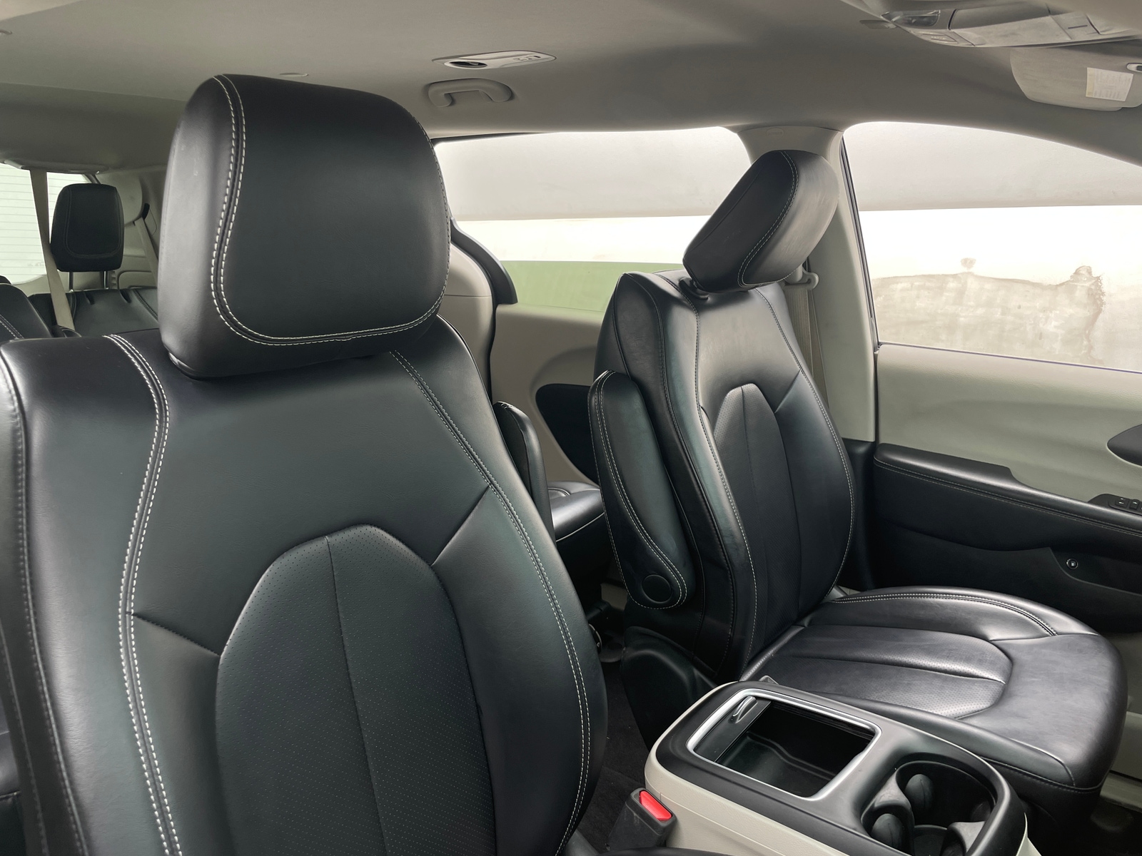 Thumbnail: 2023 Chrysler Pacifica - 2
