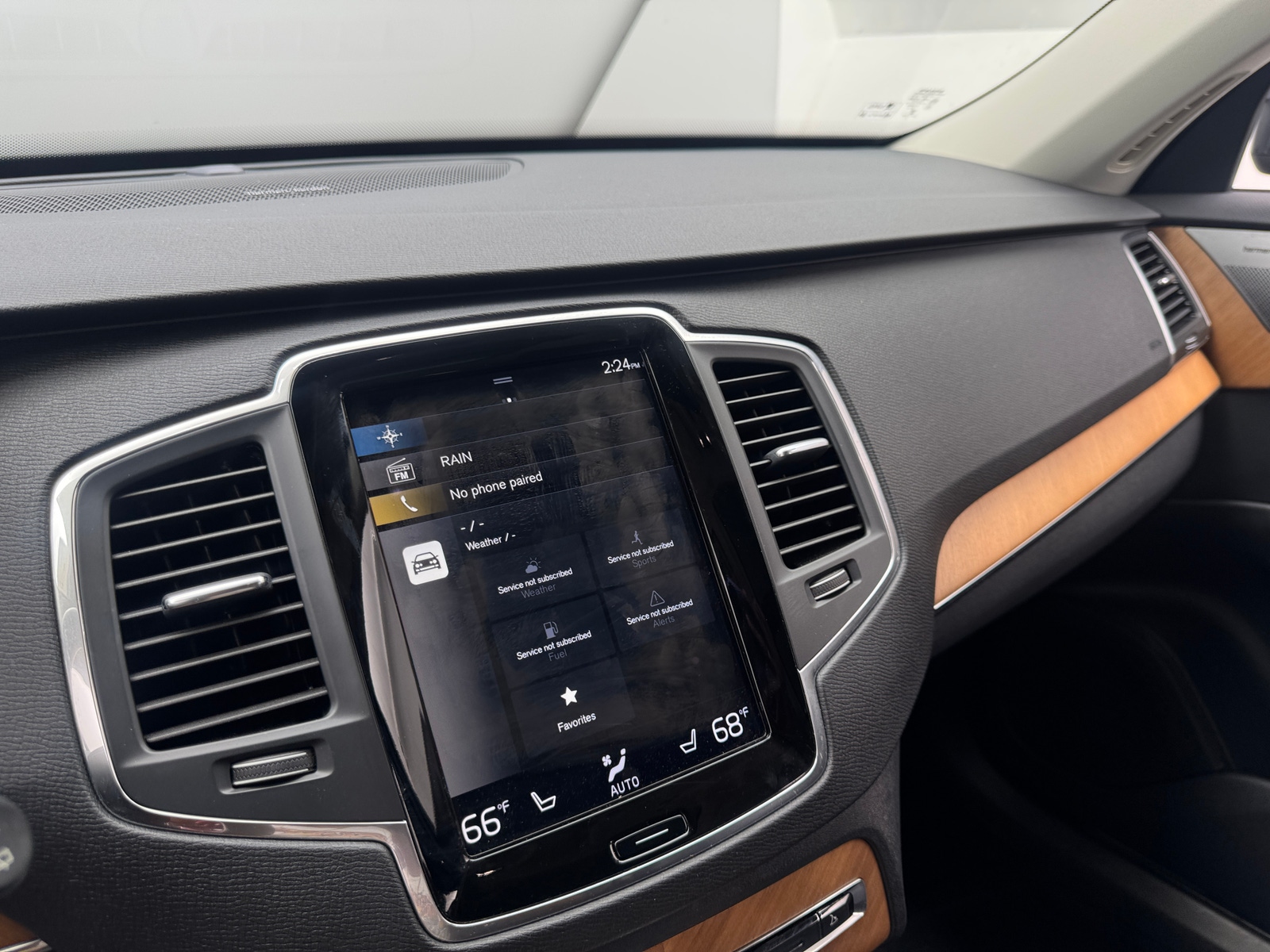Thumbnail: 2021 Volvo XC90 - 3